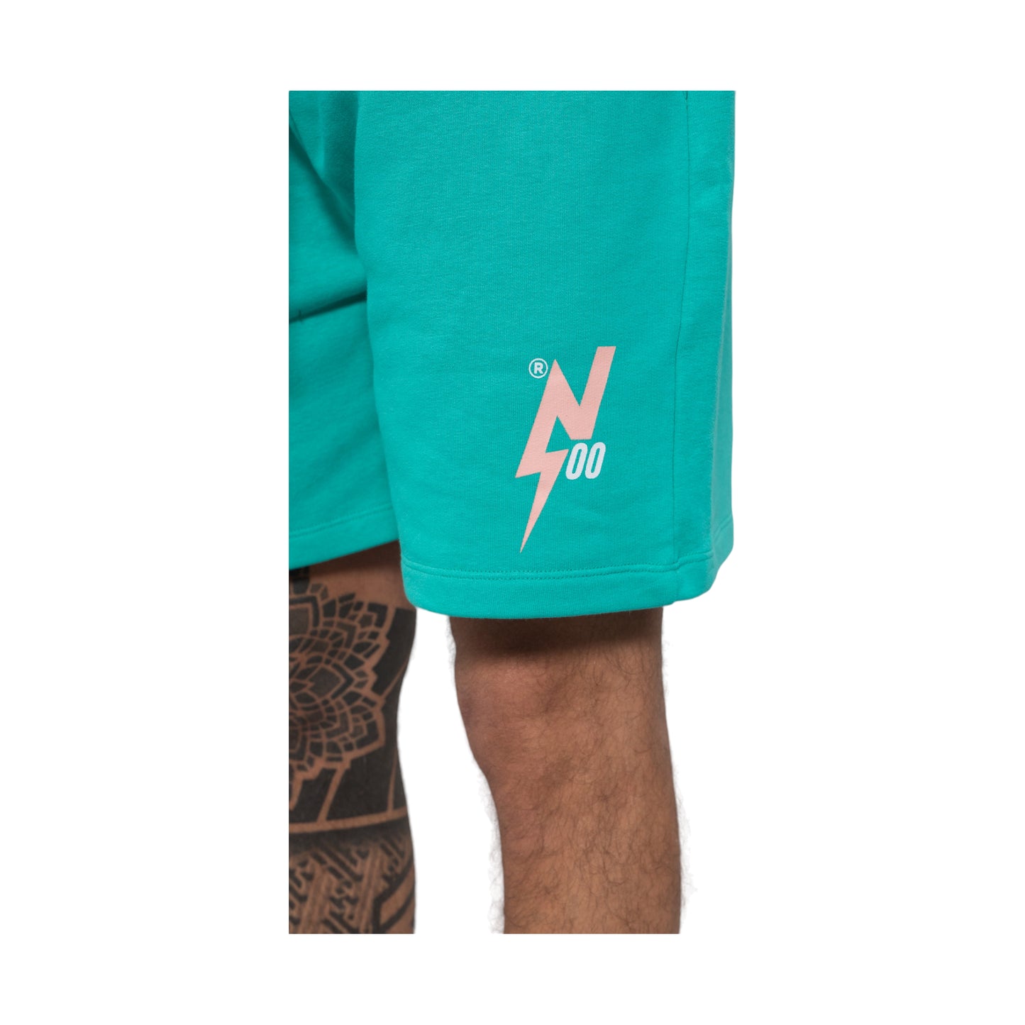 Número 00 - Club de pantalones cortos